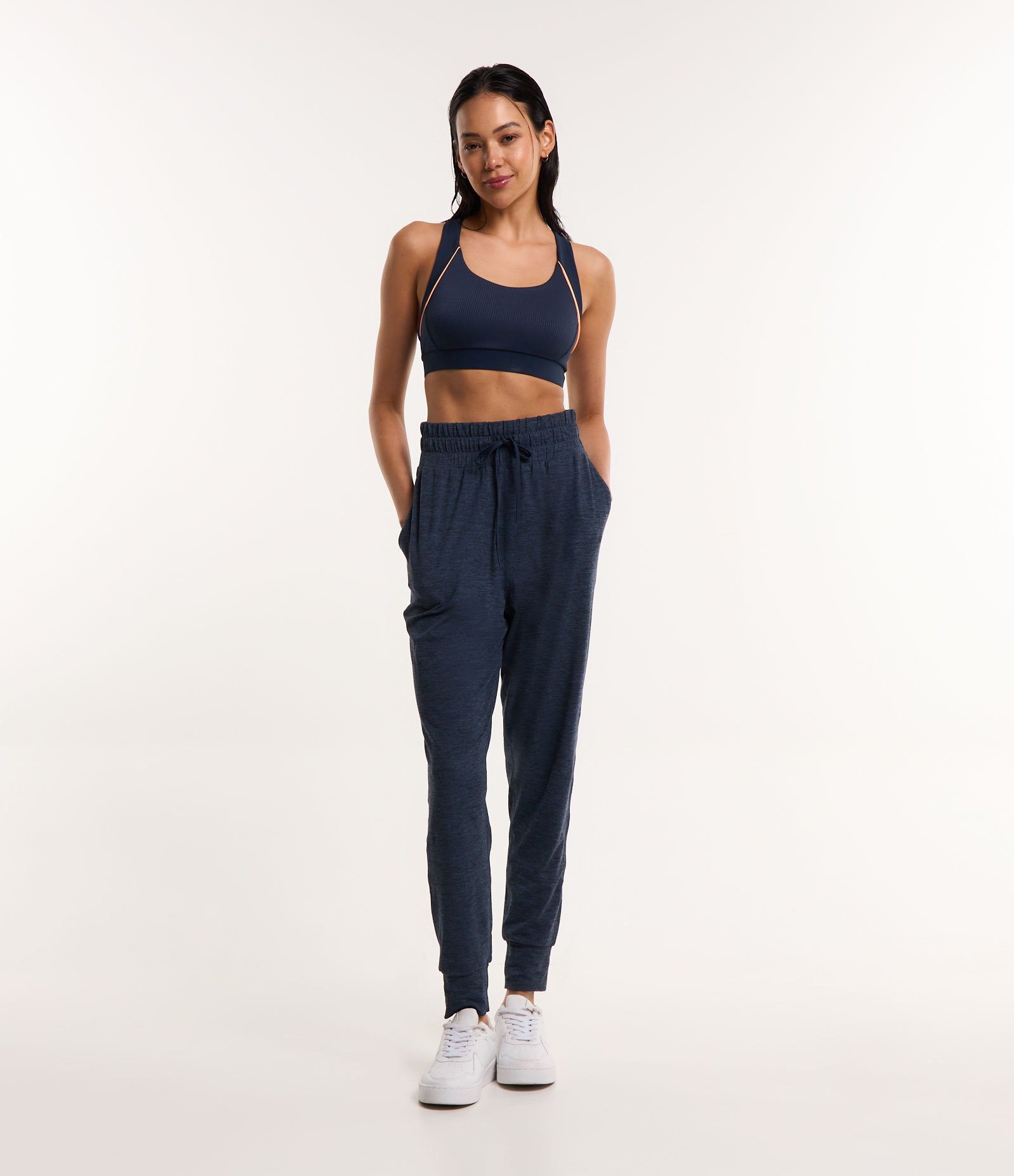 Calça Jogger Esportiva com Cós Regulável e Toque Suave Azul 1