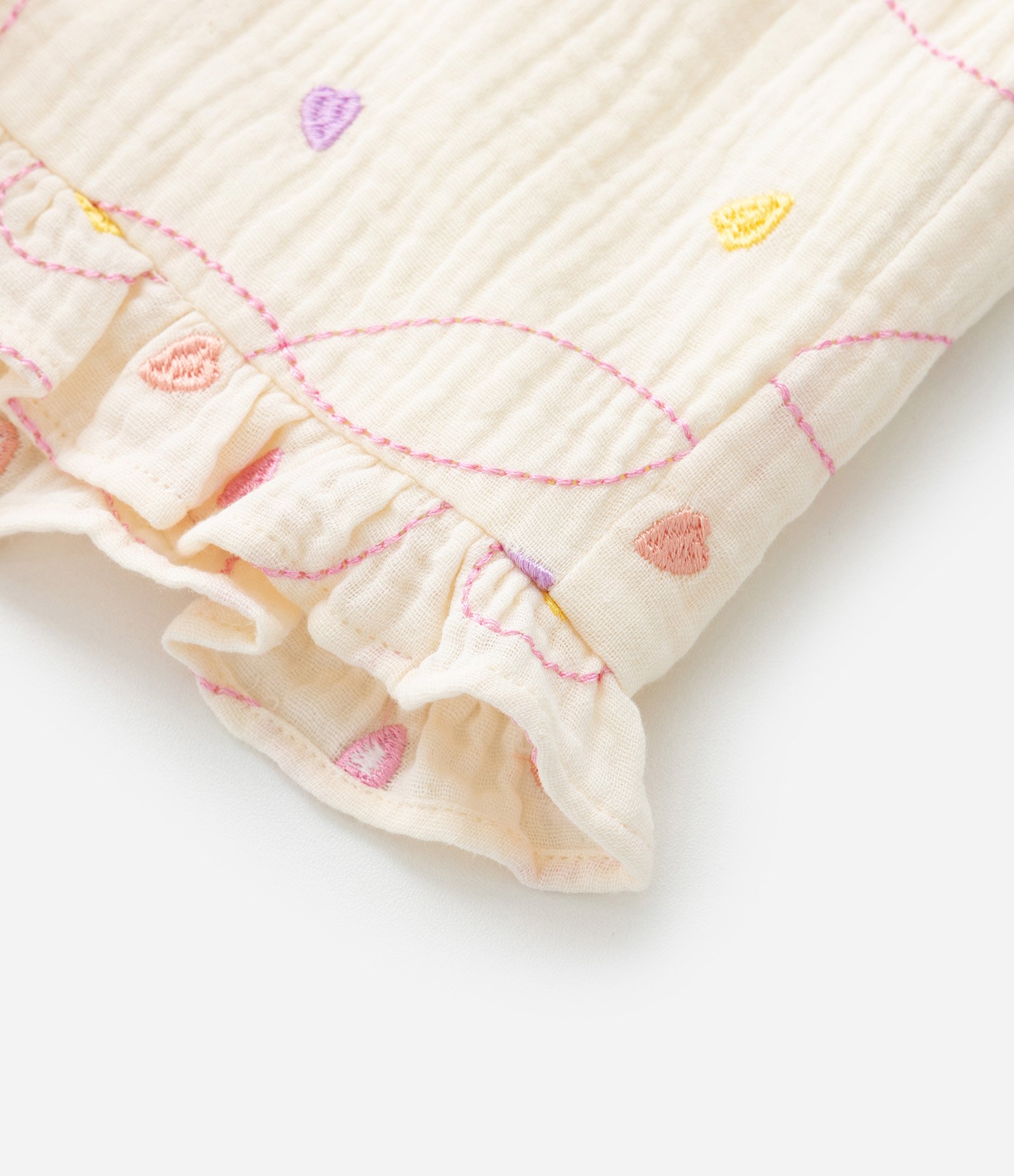 Conjunto Infantil com Babadinho e Bordado de Folhinhas - Tam 1 a 5 Anos Bege 4