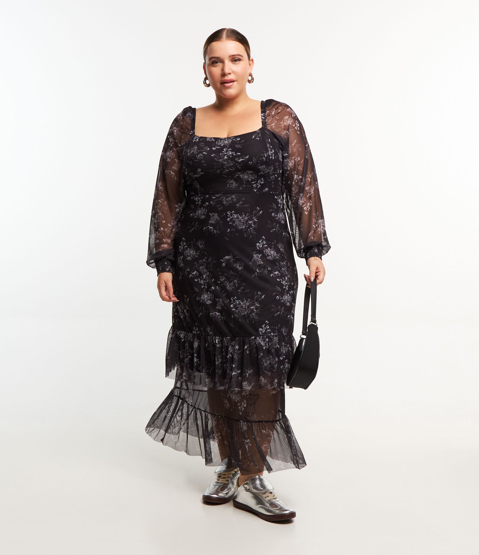 Vestido New Midi em Tule Floral Curve & Plus Size Preto 1