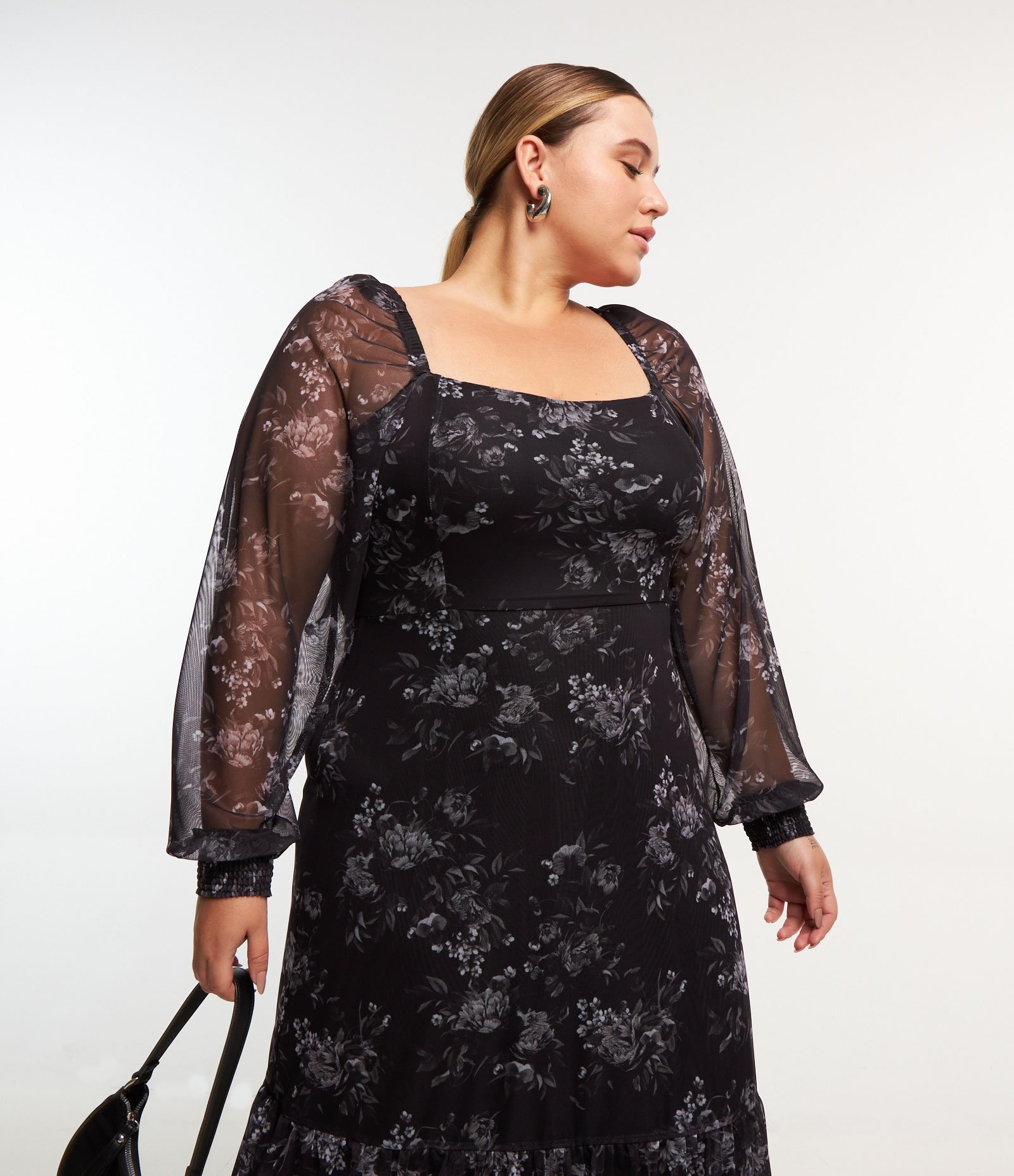 Vestido New Midi em Tule Floral Curve & Plus Size Preto 3