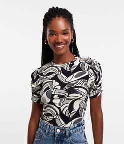 Blusa em Ribana com Estampado Tucanos
