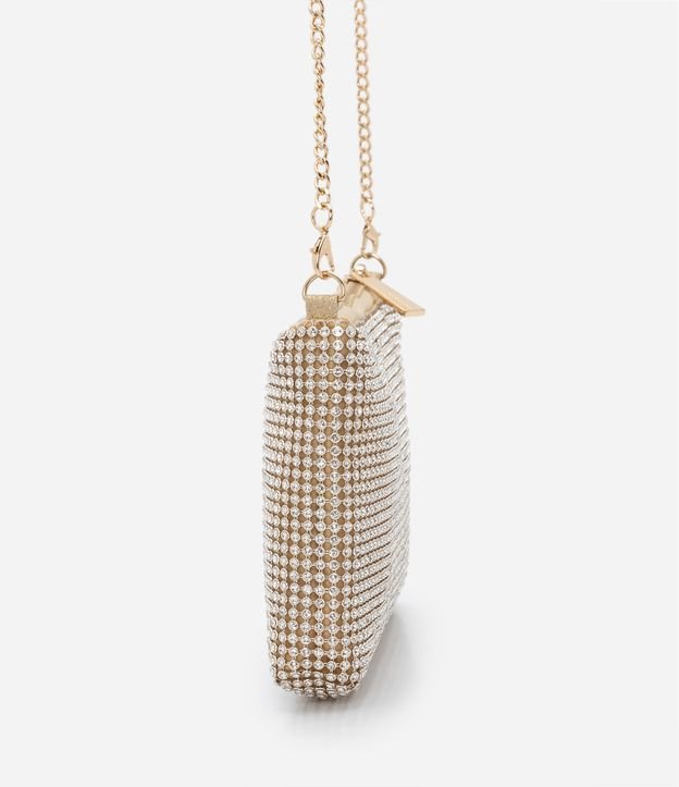 Bolsa Transversal com Alça Corrente e Detalhes em Strass