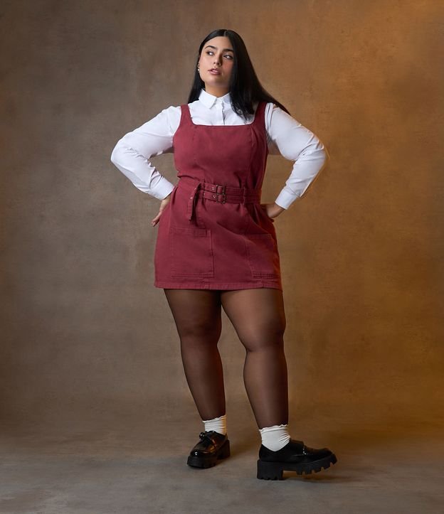 Vestido Curto sem Mangas em Sarja com Cintos e Bolsos Curve & Plus Size
