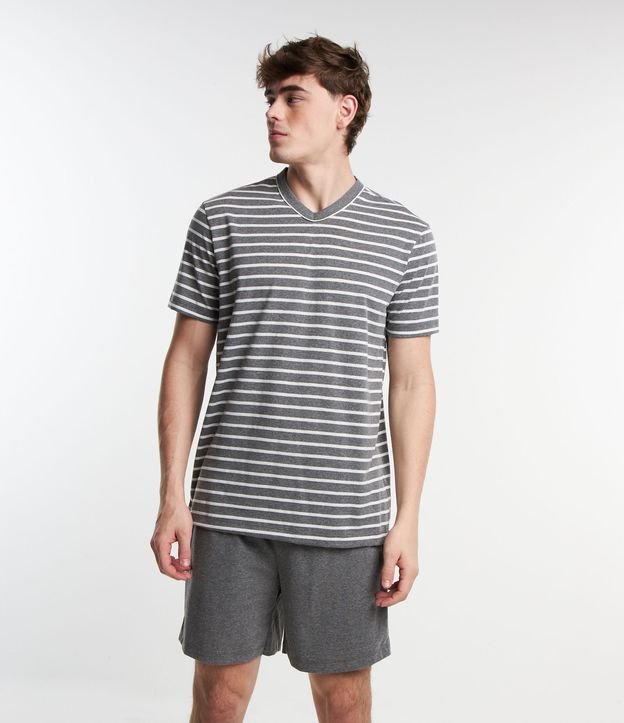 Pijama Curto em Malha com Camiseta Listrada