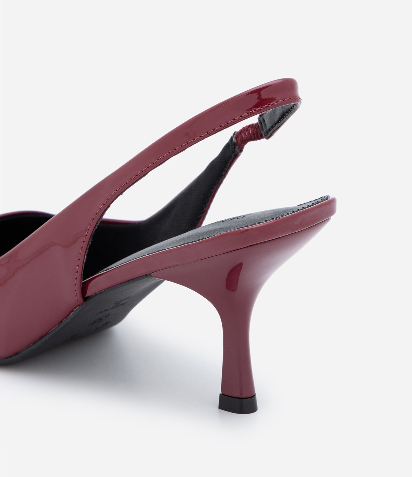 Sapato Scarpin Slingback com Salto Fino Vermelho Vinho 3