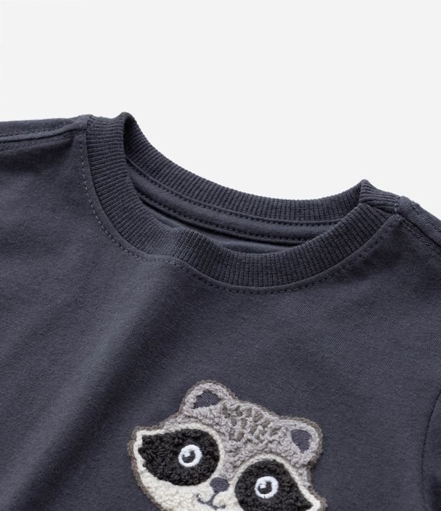 Camiseta Infantil com Bordado de Guaxinim -Tam 1 a 5 anos Cinza 4