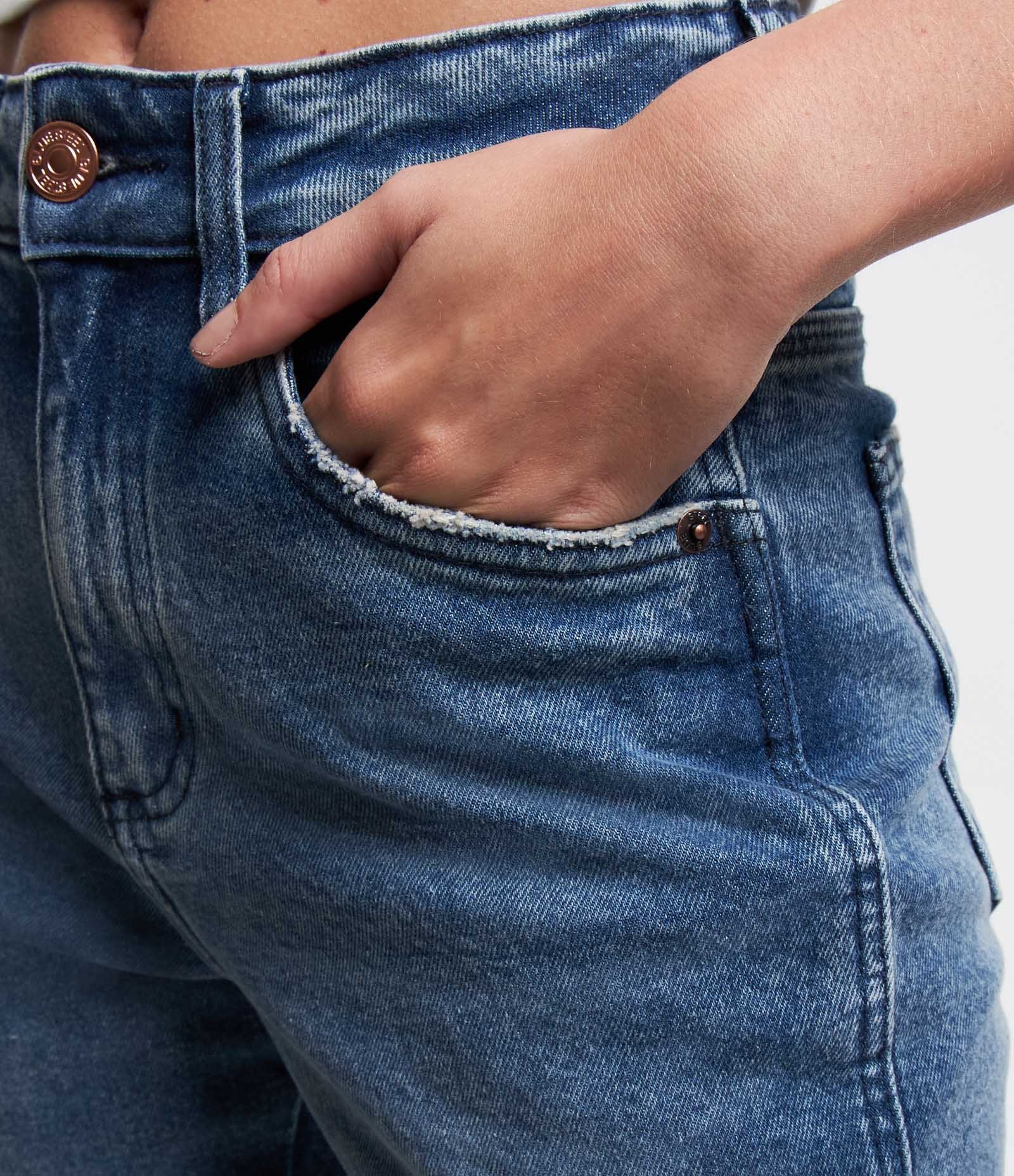 Calça Mom Jeans Elastizada Azul 4