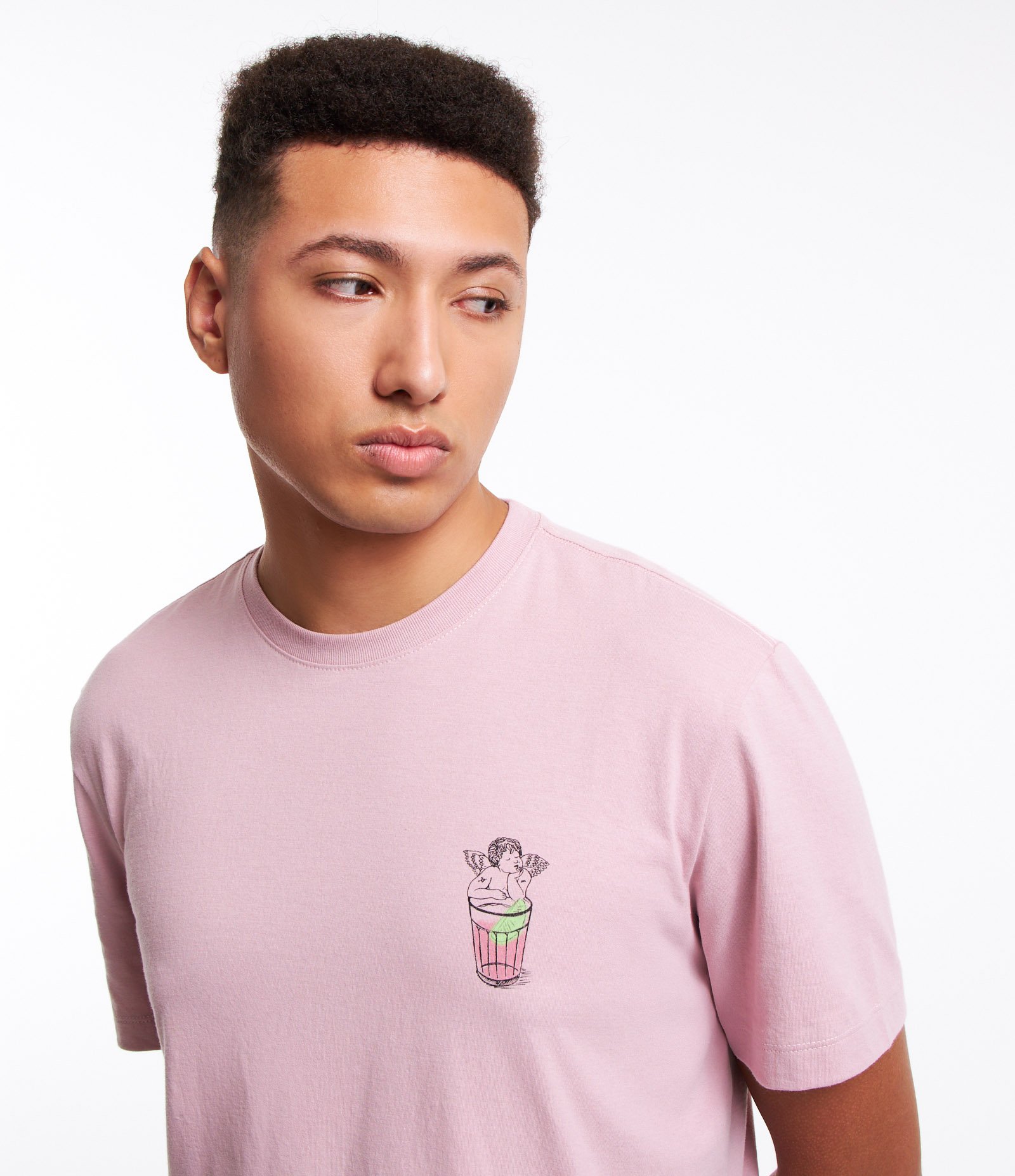 Camiseta Comfort em Algodão Estampa Drink Angel Rosa 1