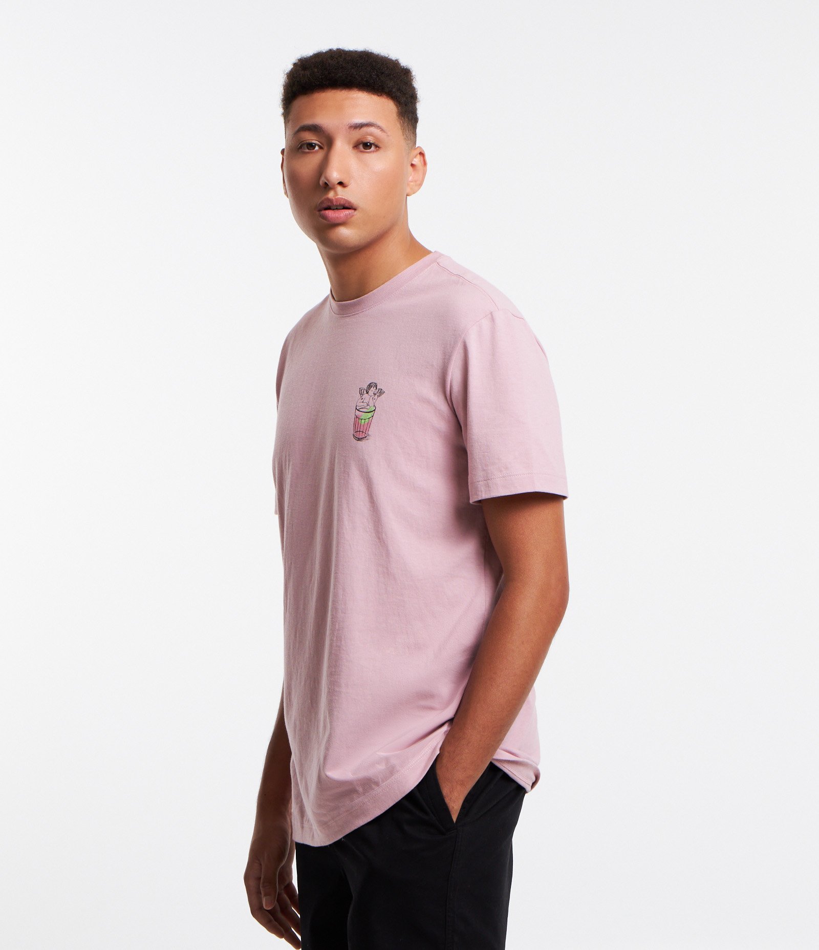 Camiseta Comfort em Algodão Estampa Drink Angel Rosa 4