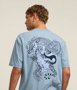 Camiseta Relaxed em Algodão com Estampa Dragon e Tiger