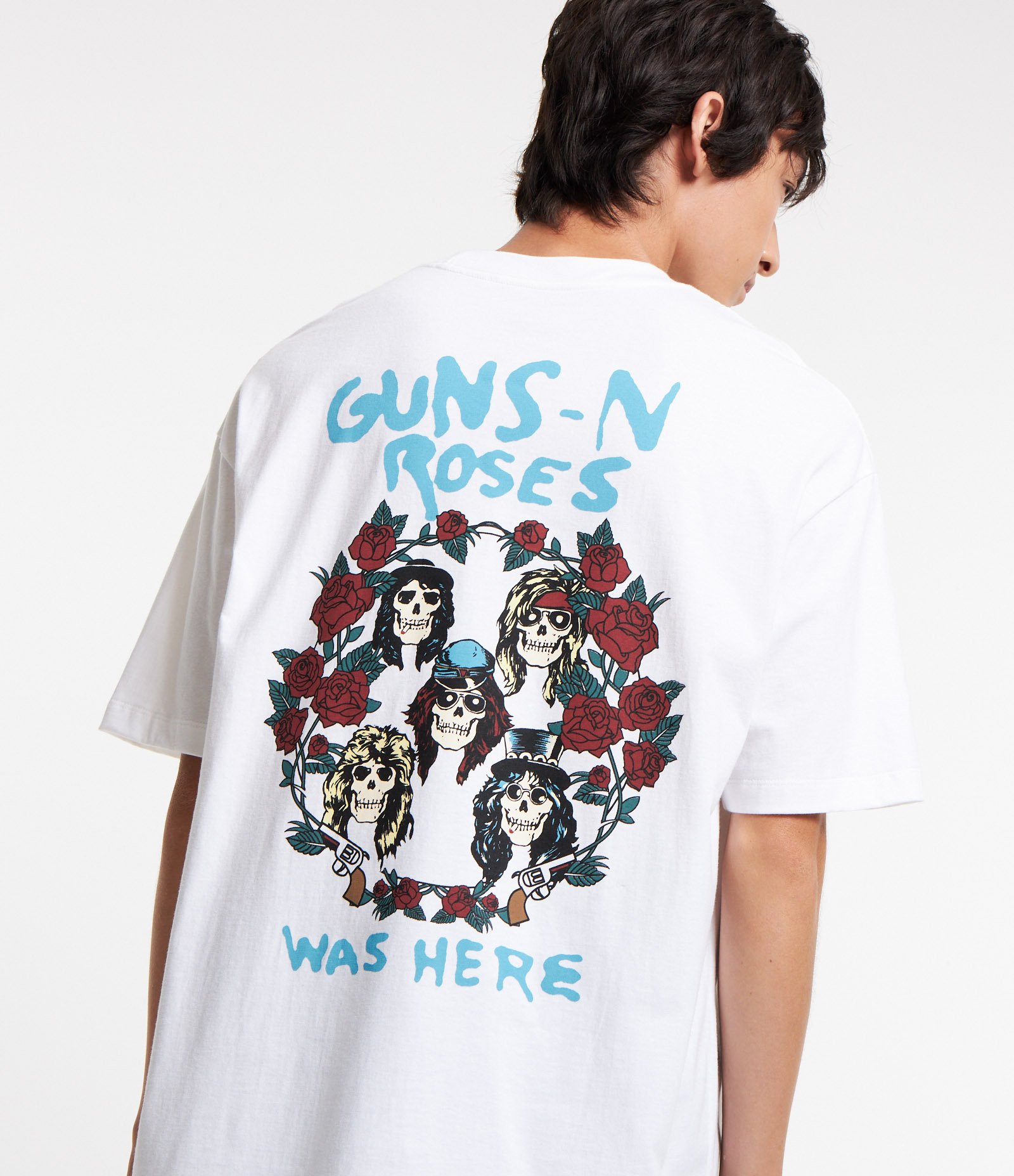 Camiseta Relaxed em Algodão e Estampa Frente e Costas Guns N Roses Branco 1