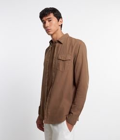 Camisa Manga Longa em Sarja com Bolsos