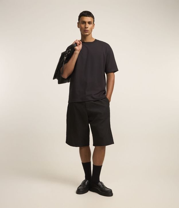 Camiseta Boxy com Gola Larga