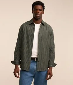 Camisa em Tricoline com Estampa Listrada