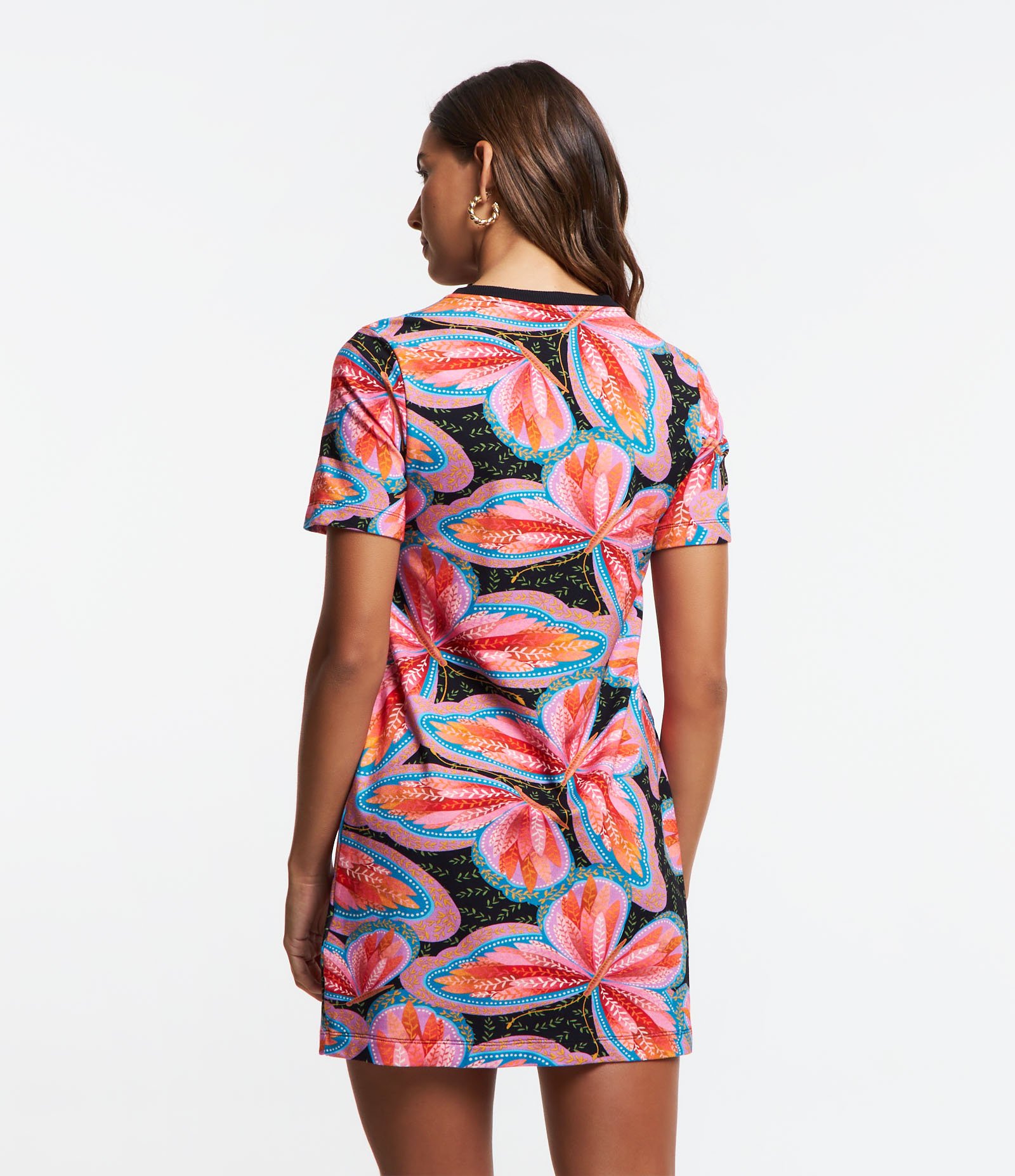 Vestido T-shirt Curto em Viscose com Estampa de Borboletas Preto 3