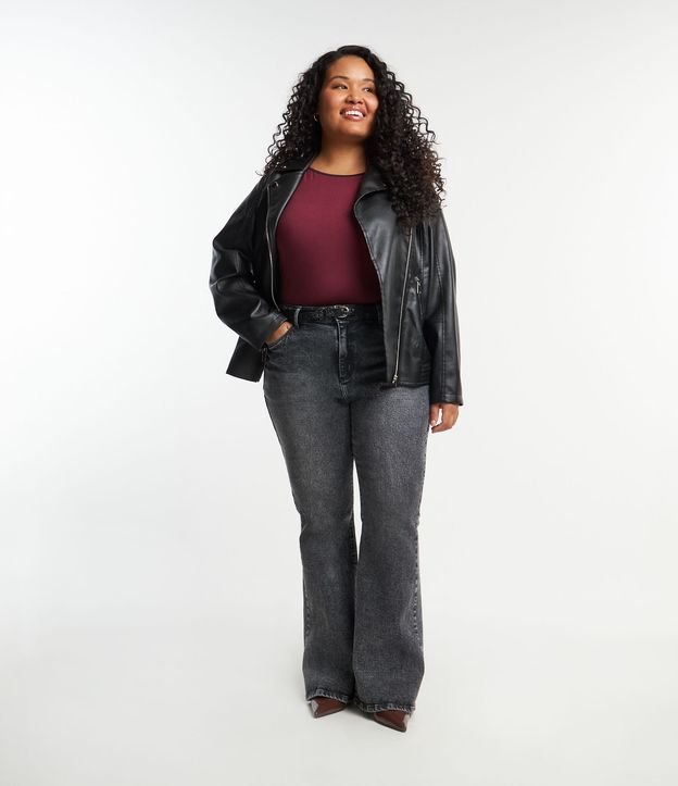Calça Flare em Jeans Marmorizado Curve & Plus Size