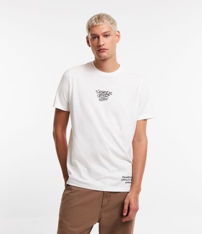 Camiseta Regular em Meia Malha com Lettering Deslocado Legends Never Die Menor preço em Camiseta Regular em Meia Malha com Lettering Deslocado Legends Never Die