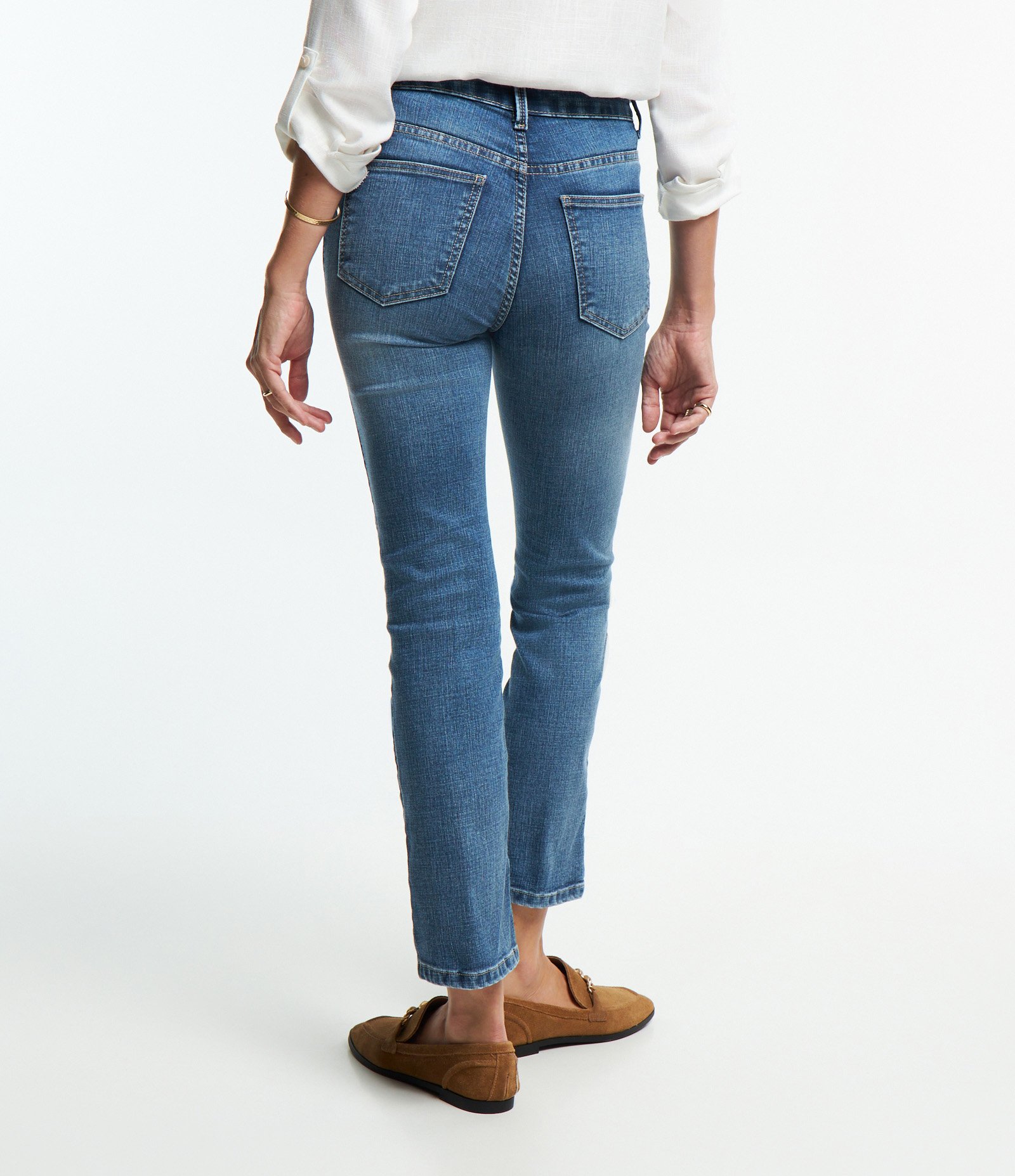 Calça Reta Cropped em Jeans com Bolsos Azul 5