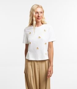 Blusa T-shirt em Algodão com Bordado de Bananinhas