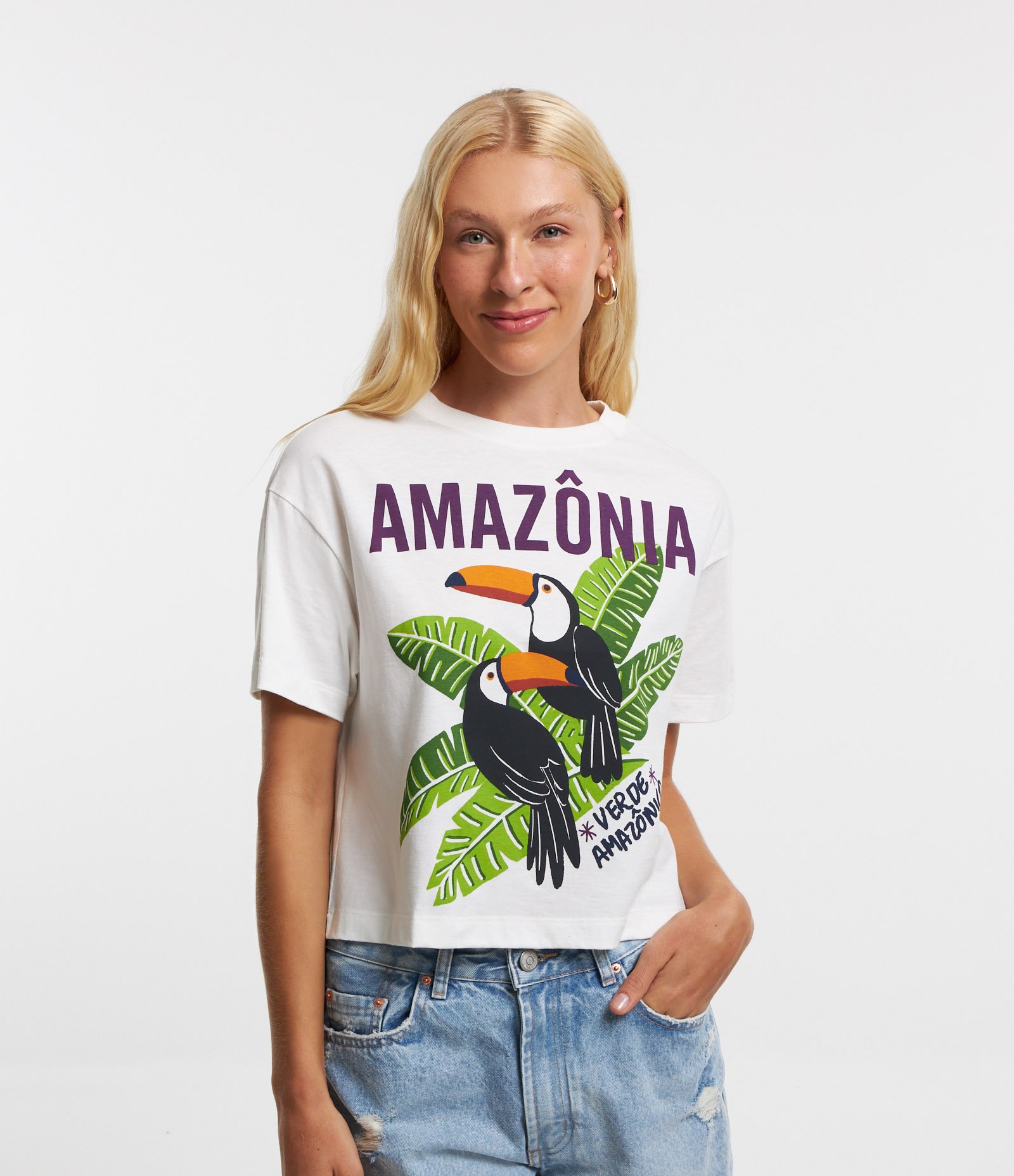 Blusa T-shirt em Algodão com Estampa Folhagem com Tucanos Branco 1