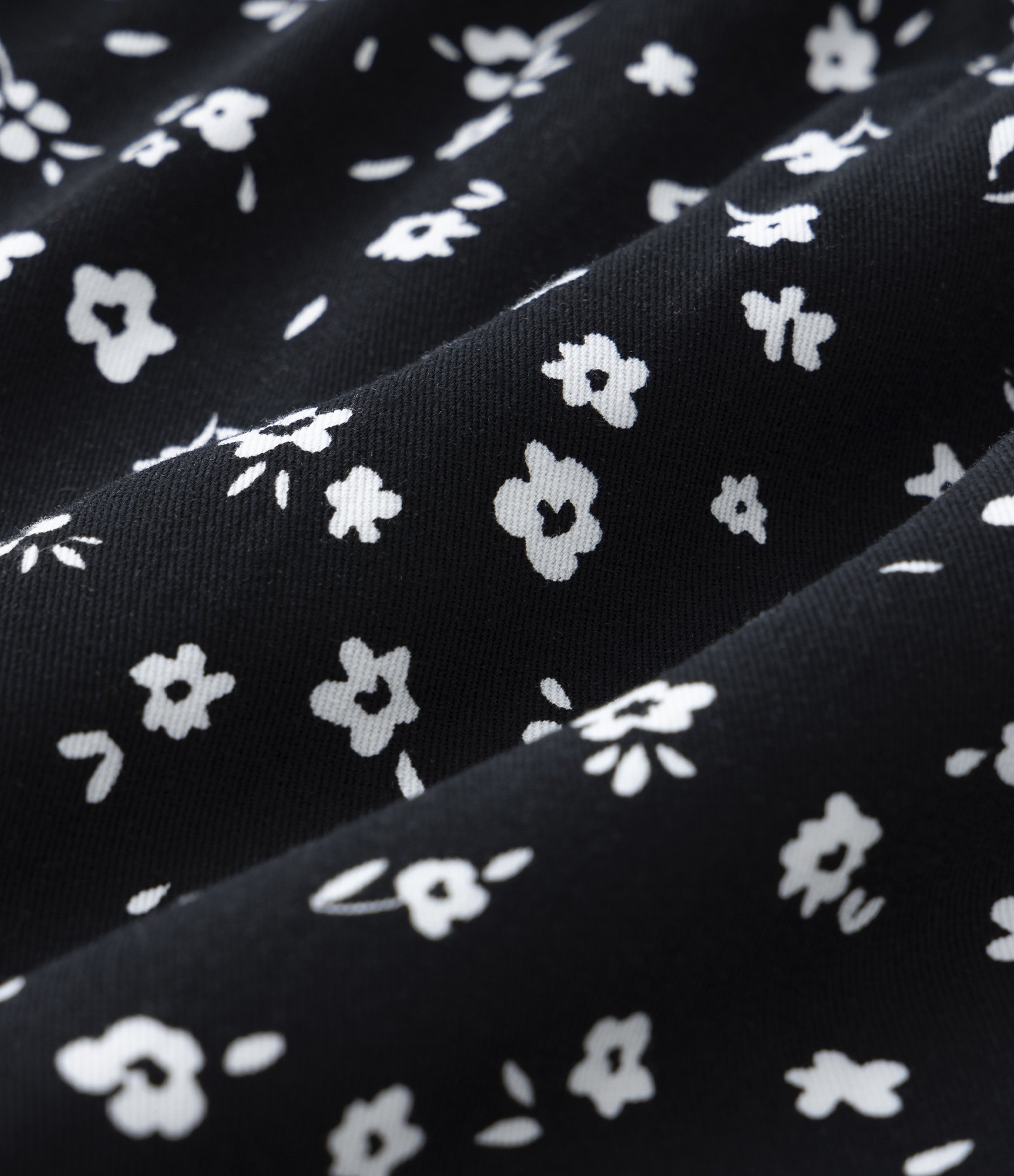 Vestido Infantil em Viscose com Estampa Floral - Tam 5 a 14 Anos Preto 3
