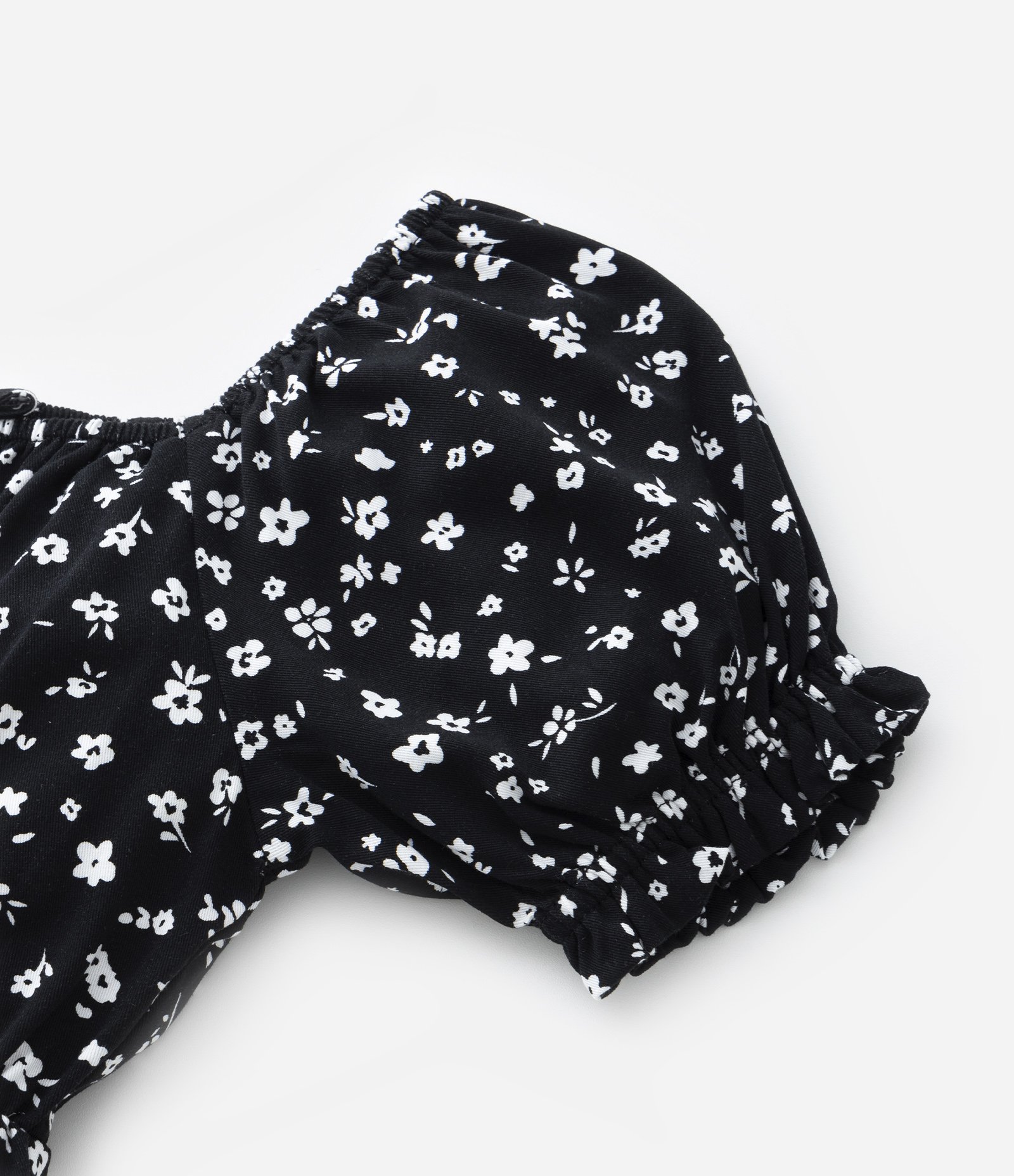 Vestido Infantil em Viscose com Estampa Floral - Tam 5 a 14 Anos Preto 6