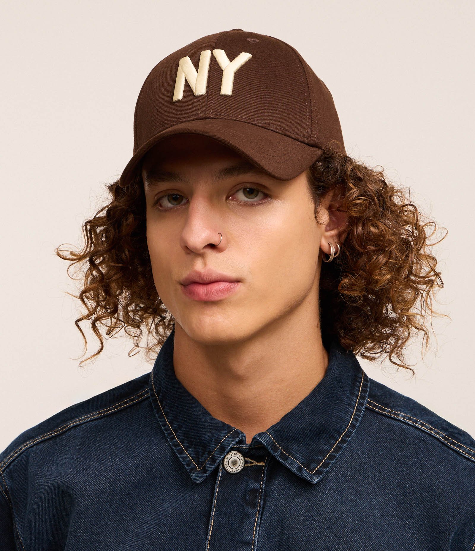 Boné Aba Curva em Algodão 06 Panel com Bordado New York Marrom 2