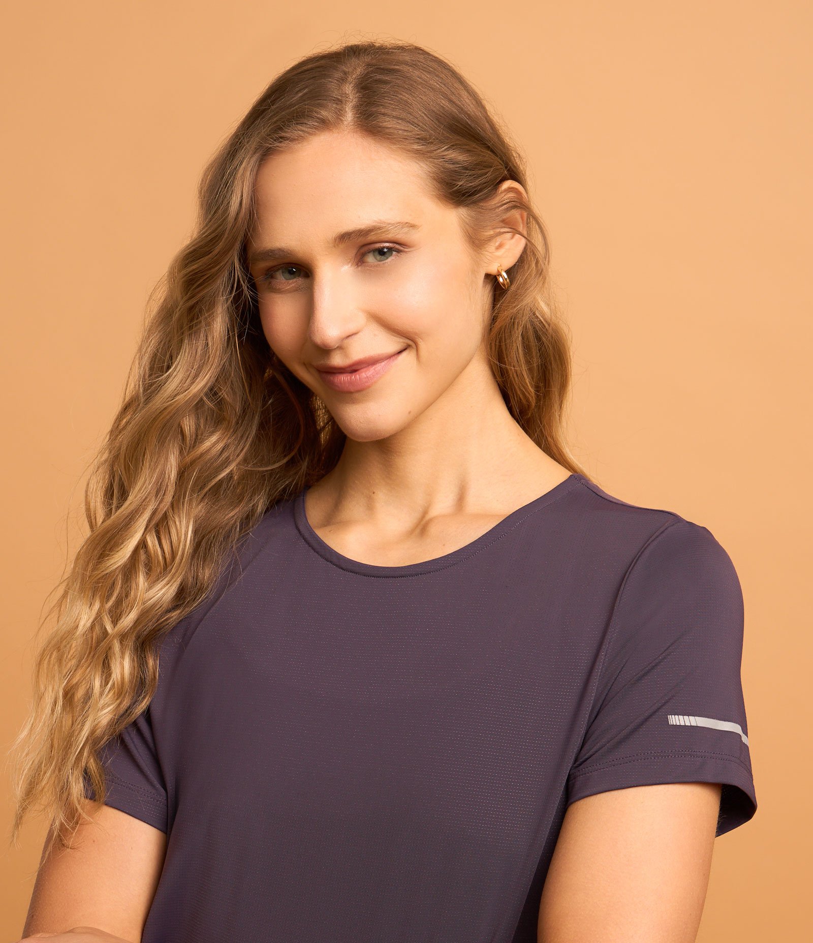 Camiseta Esportiva Regular Texturizada com Detalhe Refletivo Roxo Escuro 1