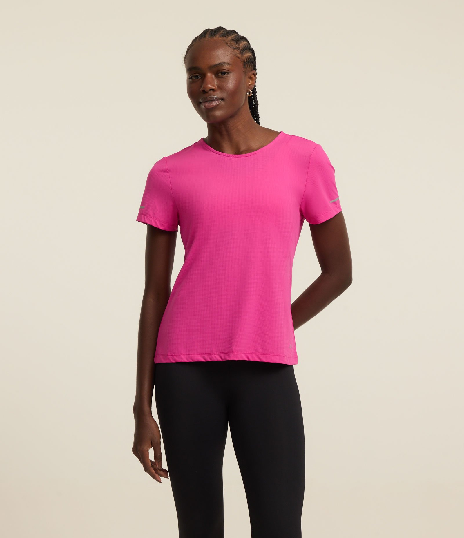 Camiseta Esportiva Regular Texturizada com Detalhe Refletivo Rosa 1