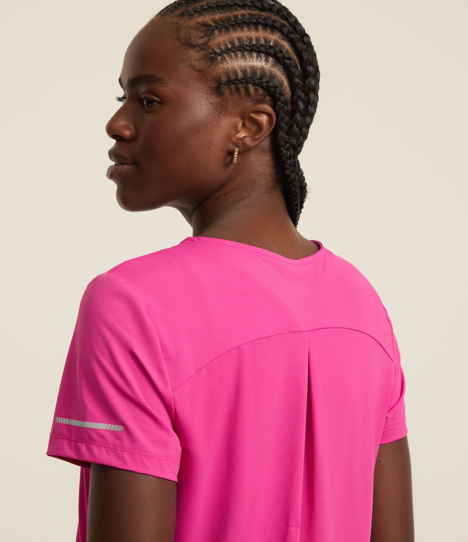 Camiseta Esportiva Regular Texturizada com Detalhe Refletivo Rosa 3