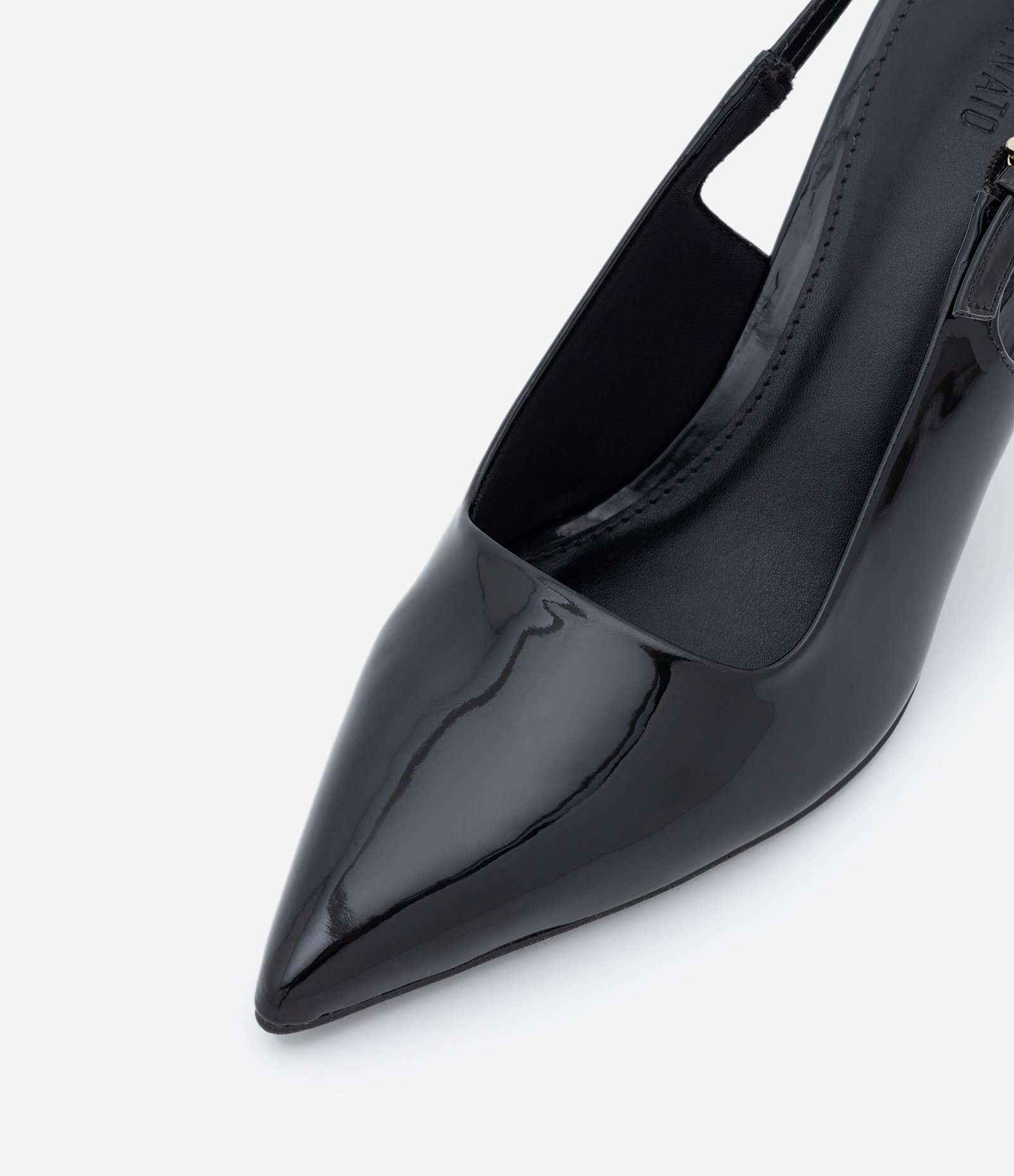 Sapato Scarpin Slingback com Salto Cromado Preto 4