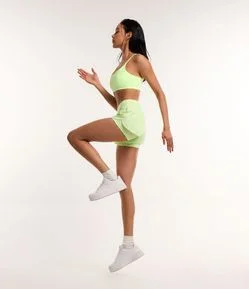 Bermuda Runner Esportiva em Microfibra com Bolso Funcional