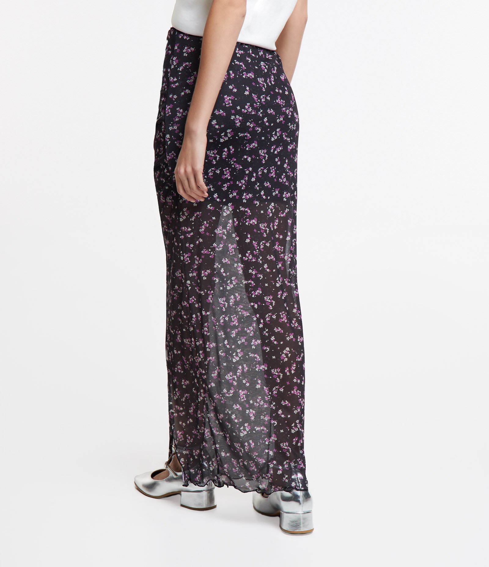 Saia New Midi em Tule Floral Liberty com Drapeado Lateral Preto 3