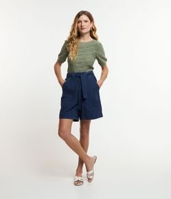 Short Cintura Média em Sarja com Amarração