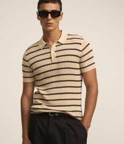 Camisa Polo em Tricô com Listras Horizontais