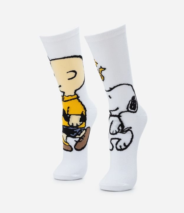 Meia Cano Alto em Algodão com Snoopy e Charlie Estampados