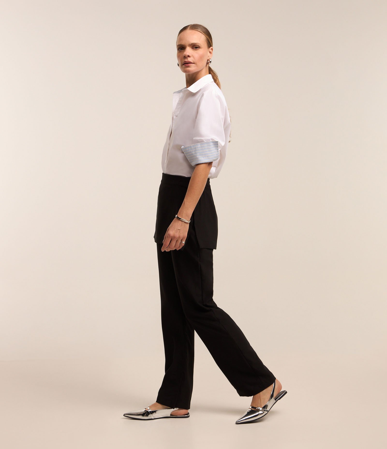 Calça Alfaiatada com Saia Sobreposta e Detalhe no Cós Cinza Escuro 5