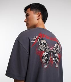 Camiseta Relaxed em Algodão Estampa Metallica
