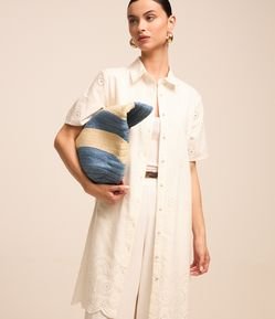Vestido Curto em Laise com Amarração e Barra Bordada