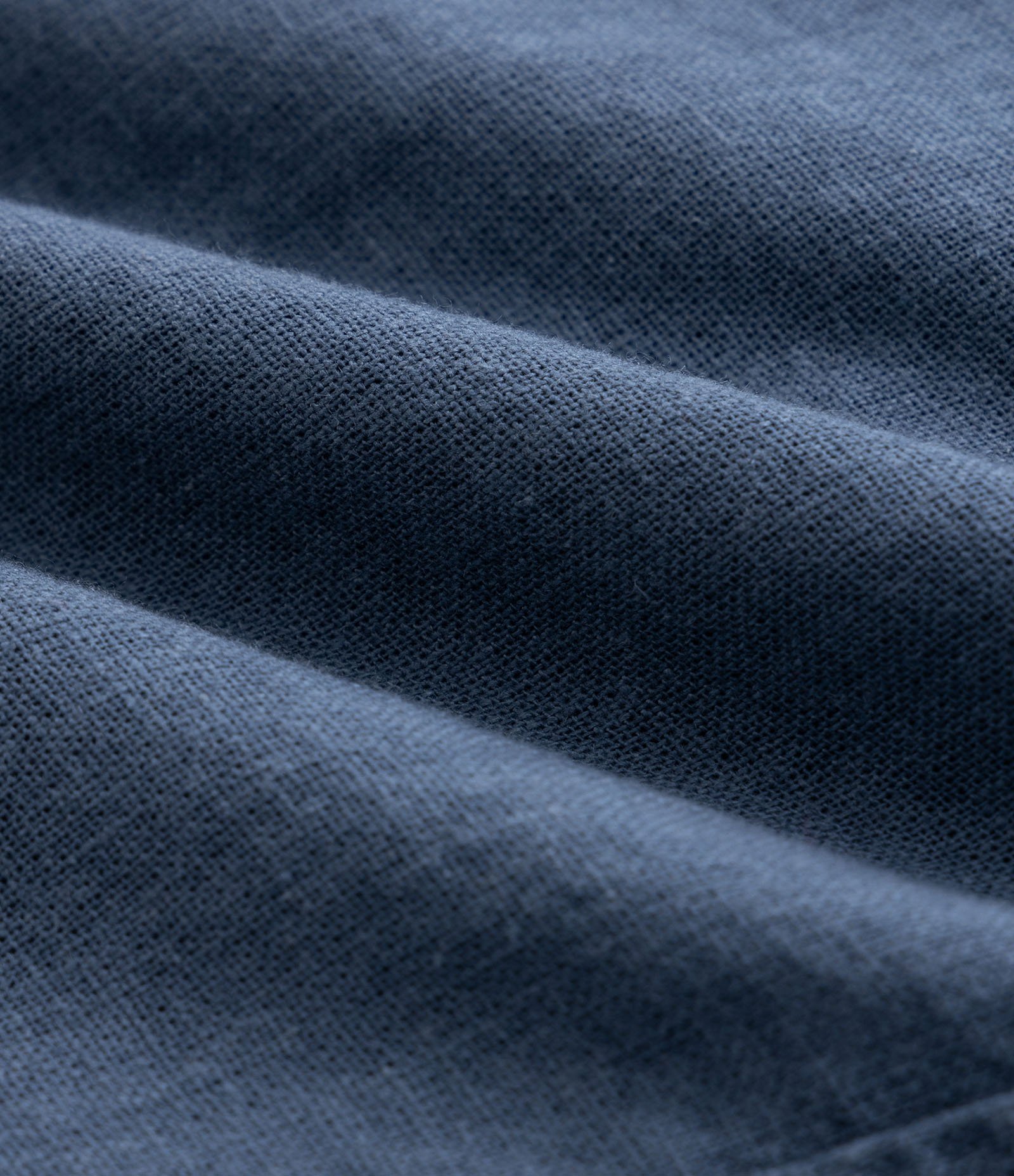 Bermuda em Linho com Cordão no Cós e Fendinha Lateral - Tam 5 a 14 Anos Azul 3