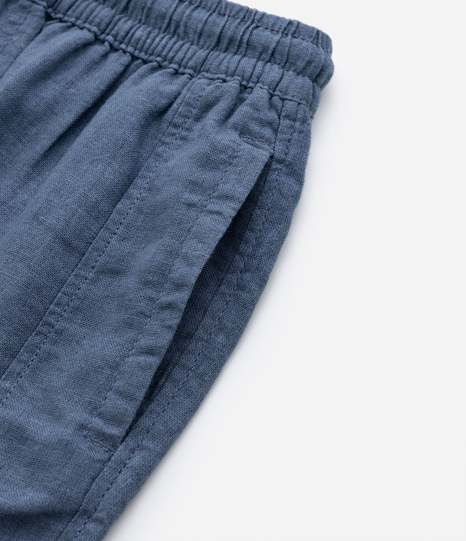 Bermuda em Linho com Cordão no Cós e Fendinha Lateral - Tam 5 a 14 Anos Azul 5