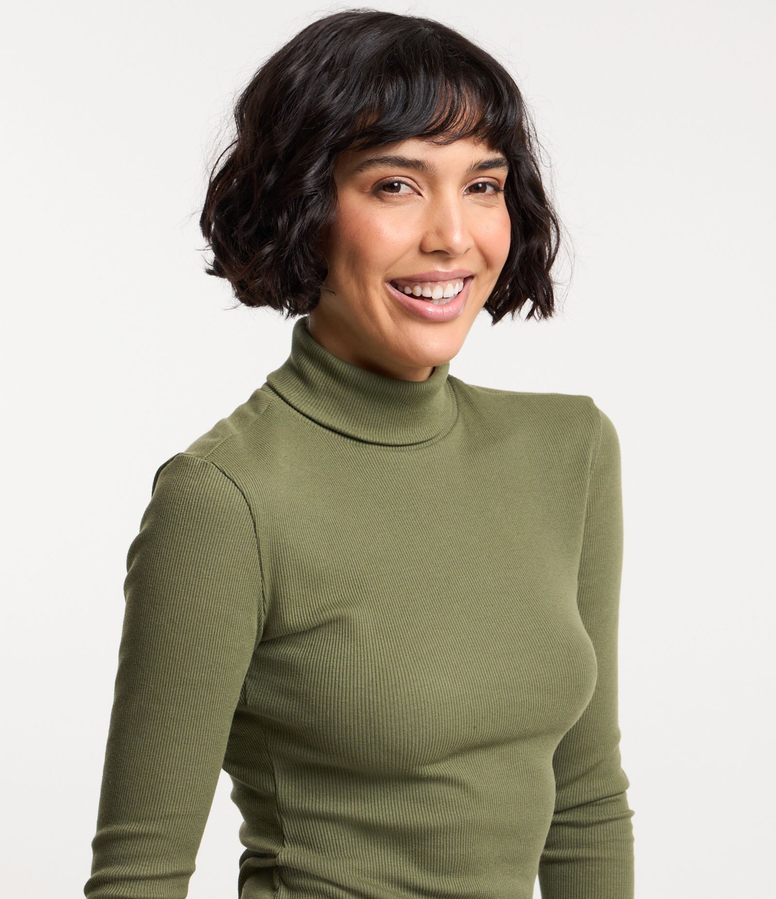 Vestido Reto em Ribana com Barra Arredondada e Golinha Alta Verde Militar 4