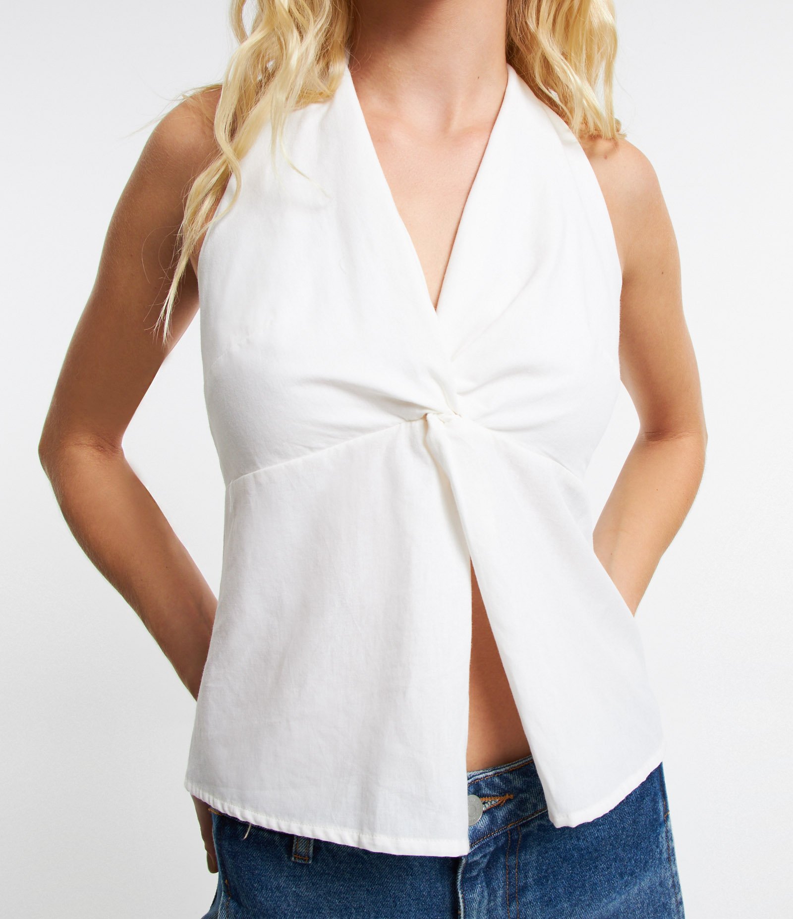 Blusa Frente Única em Tricoline com Decote Franzido Branco 5