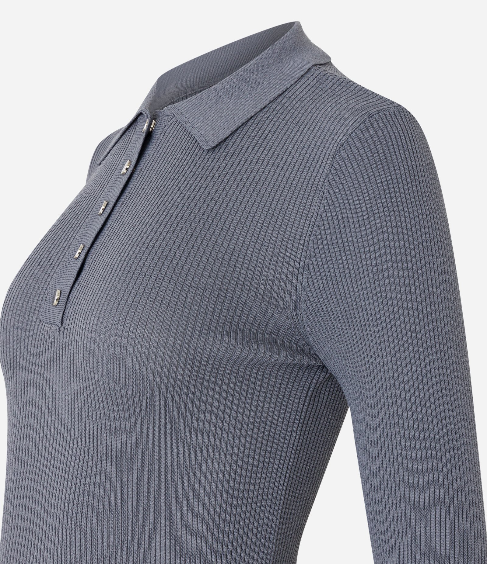 Suéter em Viscose com Gola Lapela e Abotoamento Cinza 7