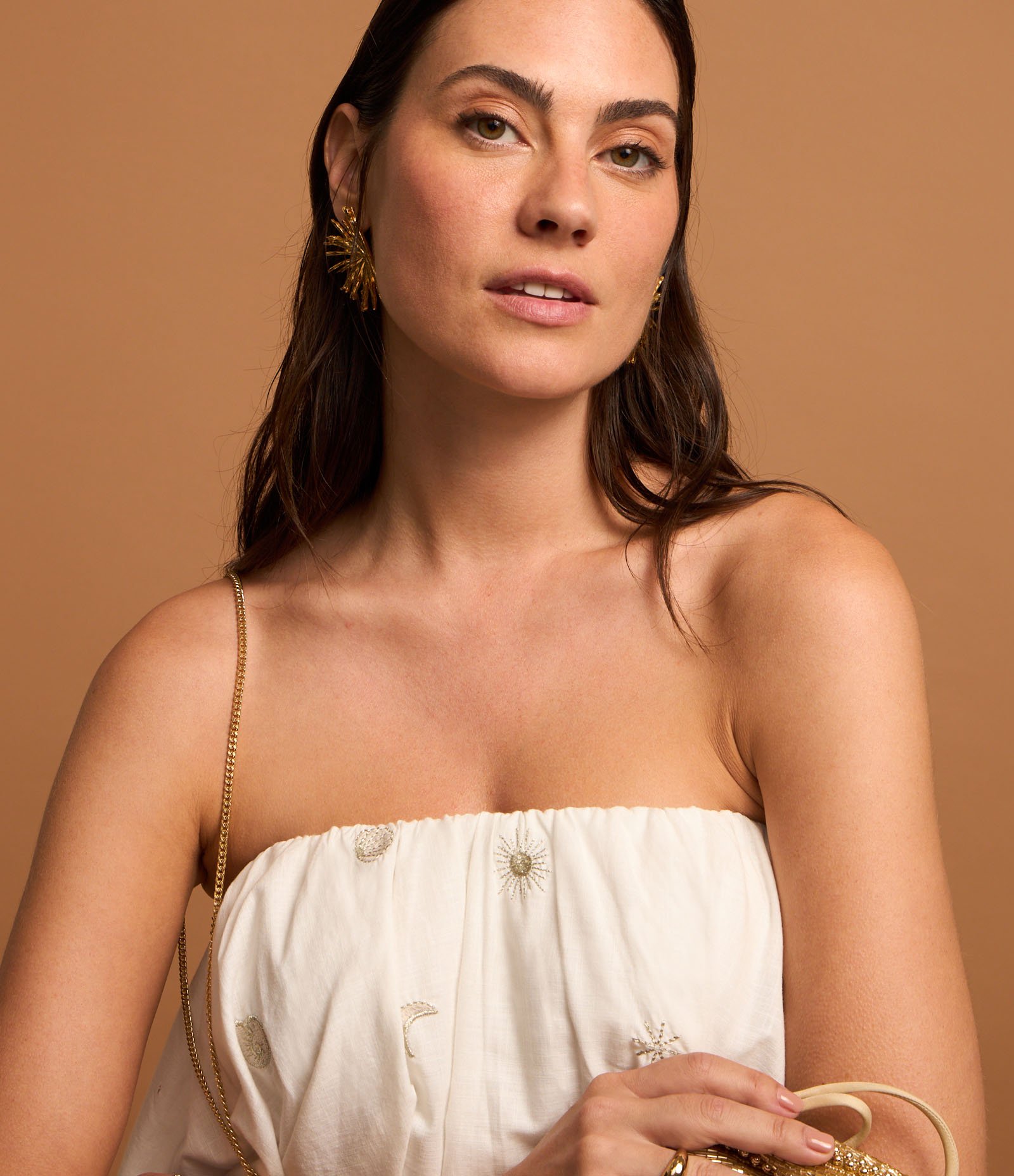 Vestido Evasê Tomara Que Caia em Voil com Bordados em Foil Branco 3