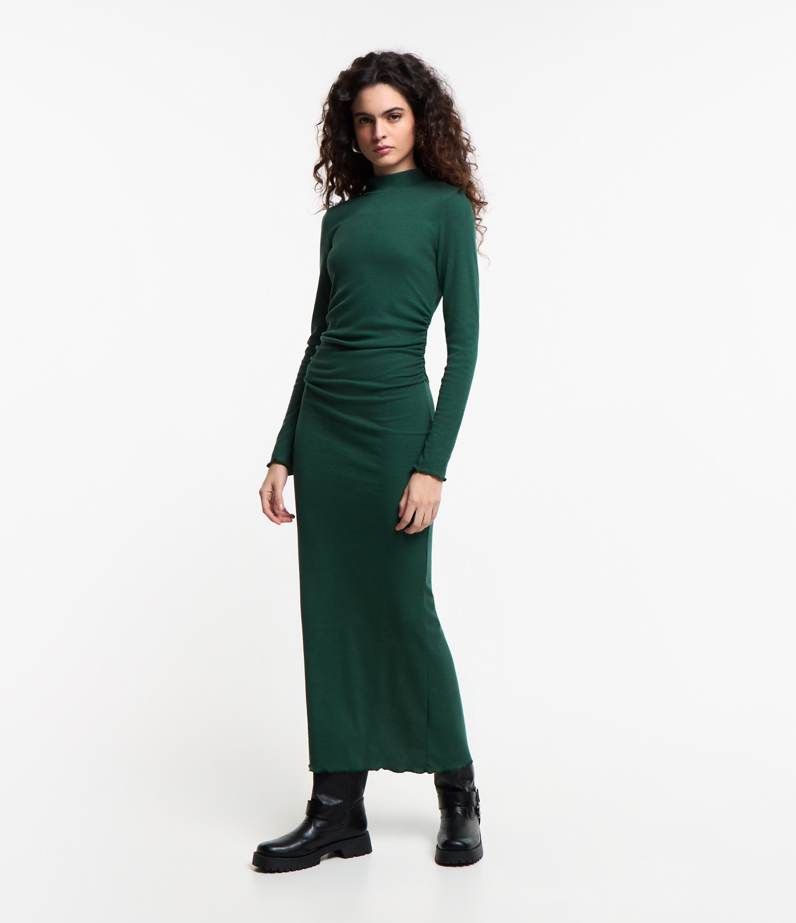 Vestido New Midi em Ribana com Golinha e Fenda nas Costas Verde 1
