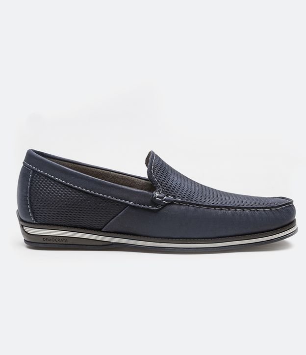 Mocassim em Couro com Pespontos Contrastantes e Textura