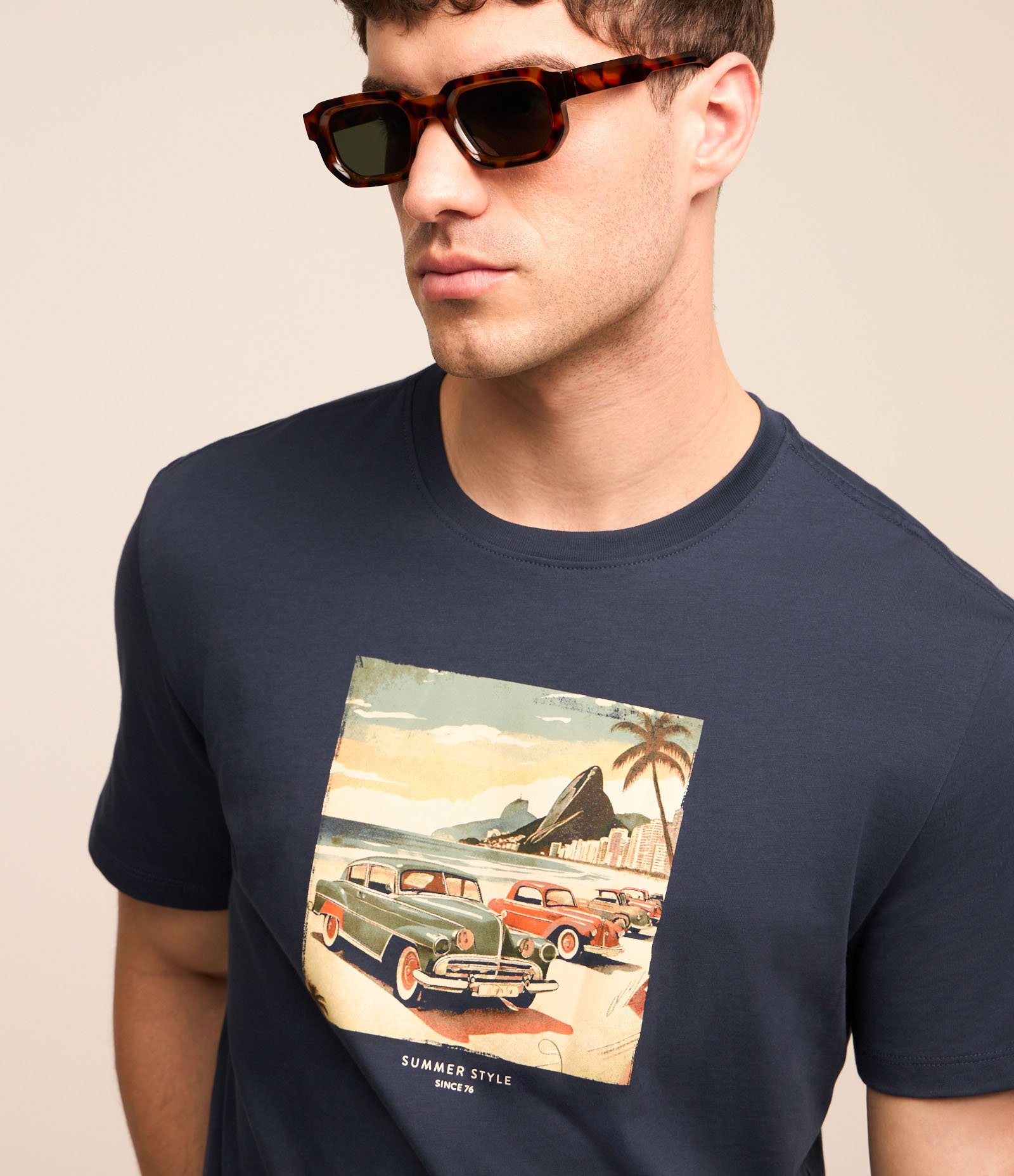 Camiseta em Algodão com Estampa de Carros Clássicos Azul 4