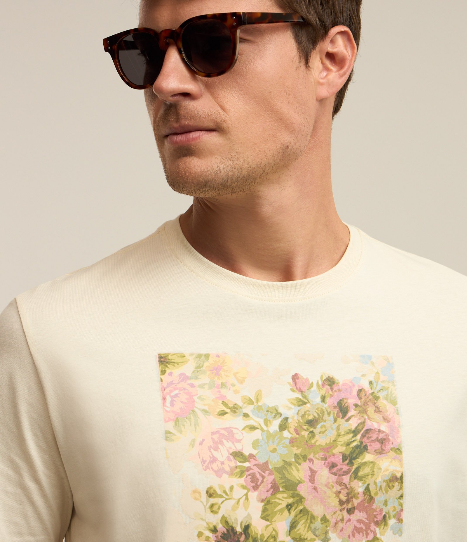 Camiseta em Algodão com Estampa Quadro Flowers Off White 2