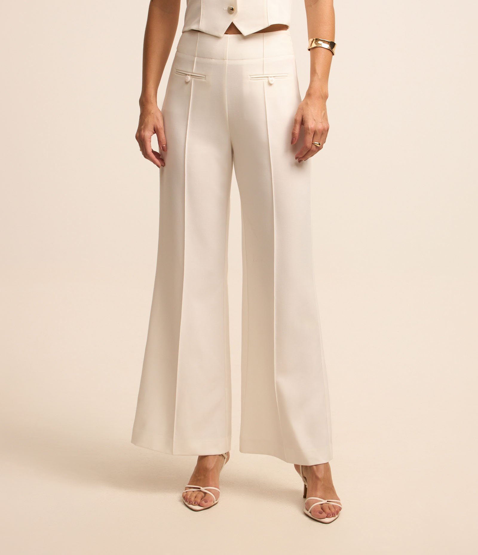 Calça Wide Leg Alfaiatada Cintura Alta com Frisos Branco 3